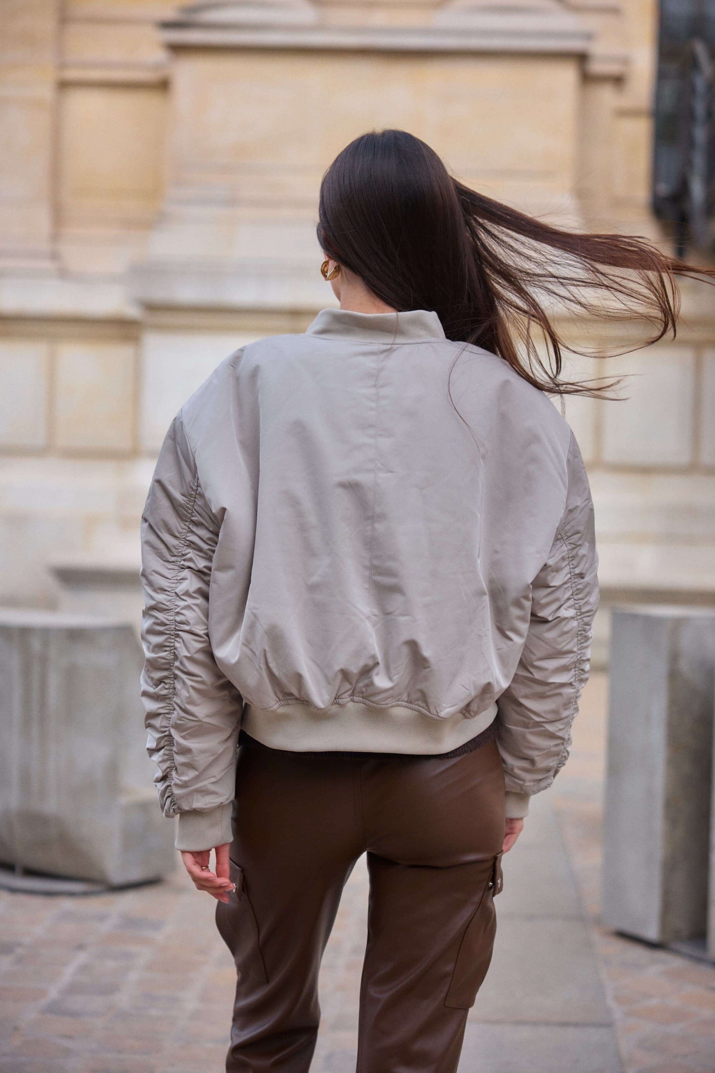 Bomber court intemporelle Beige classique - Joana