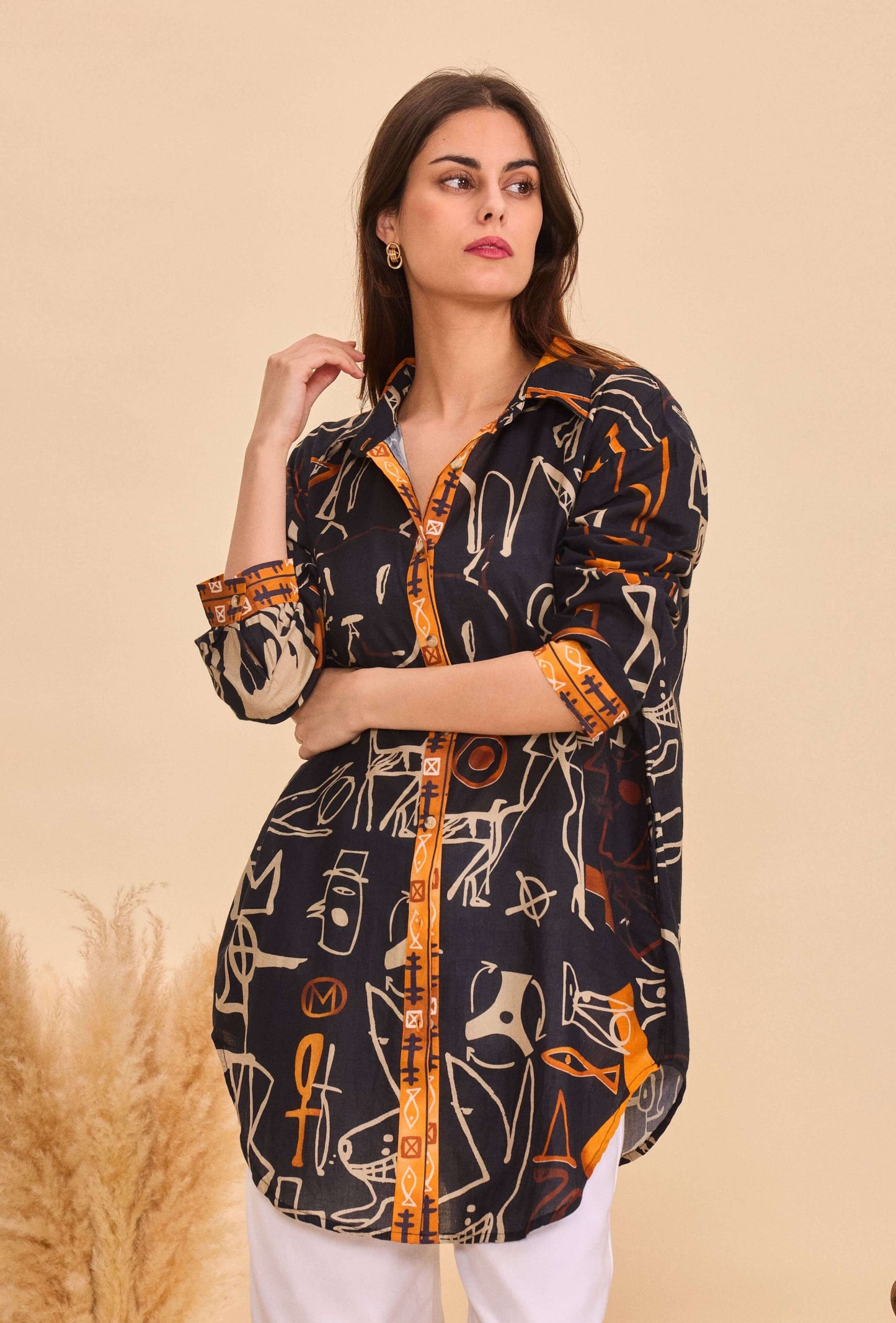 Longue chemise noir en coton imprimé - Orice Paris