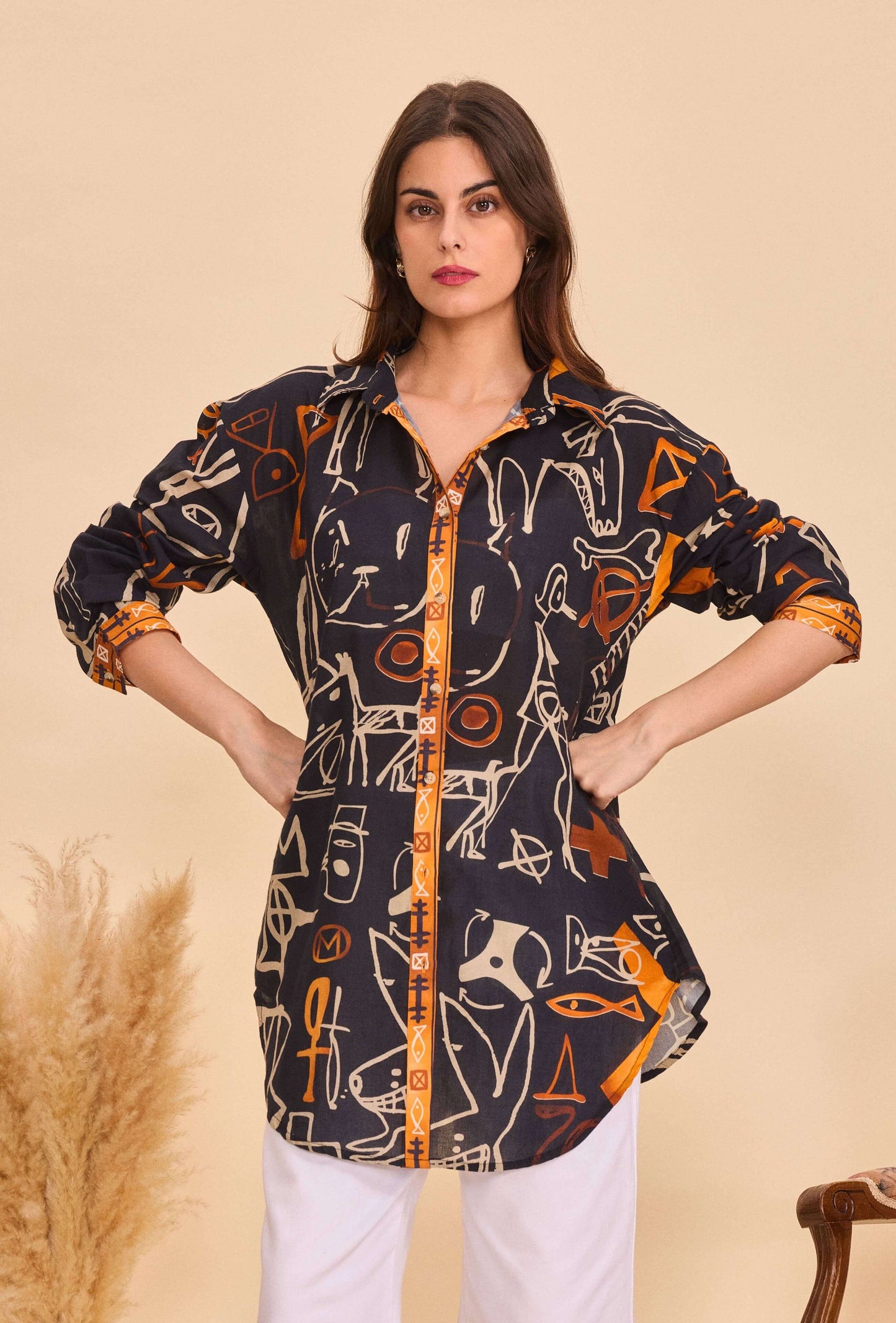 Longue chemise noir en coton imprimé - Orice Paris