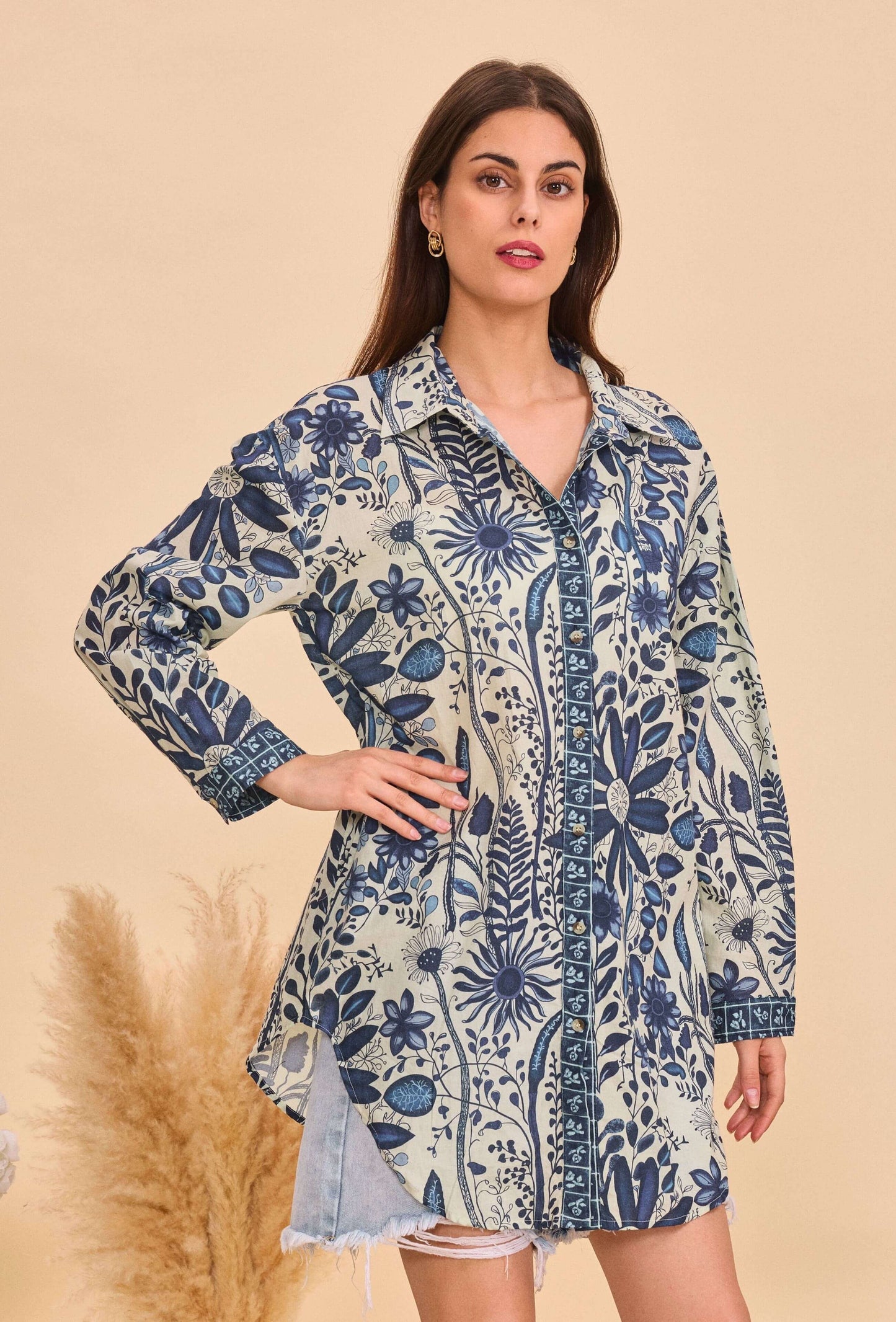 Longue chemise batik en coton bleu - Orice Paris