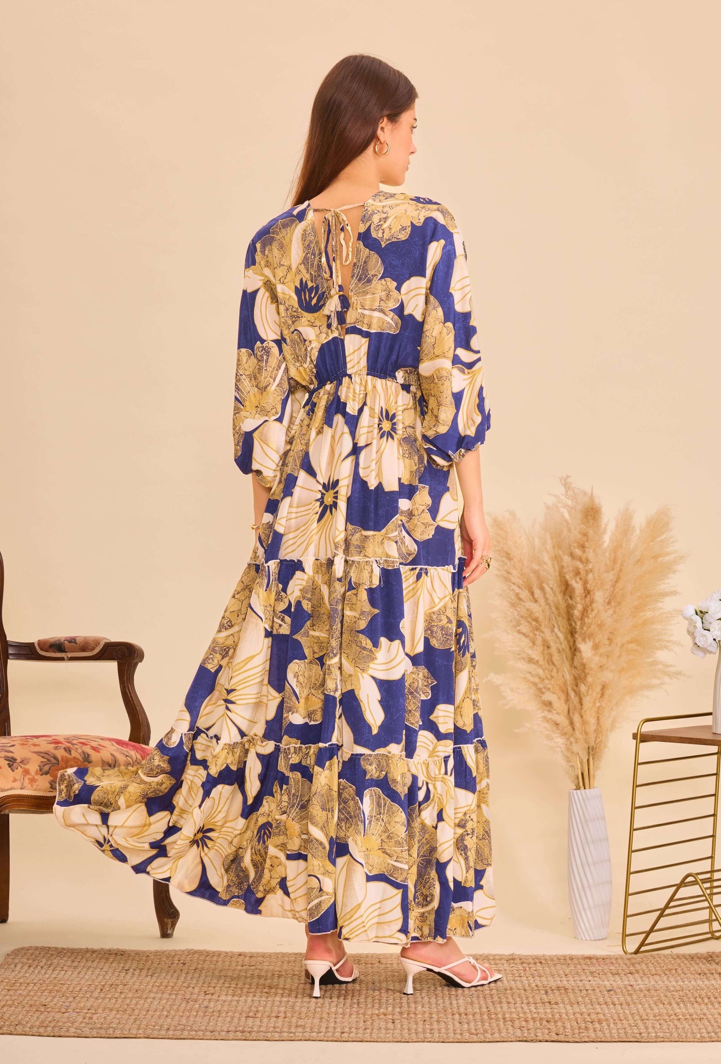 Robe longue en soie à motifs floral bleu- Orice Paris