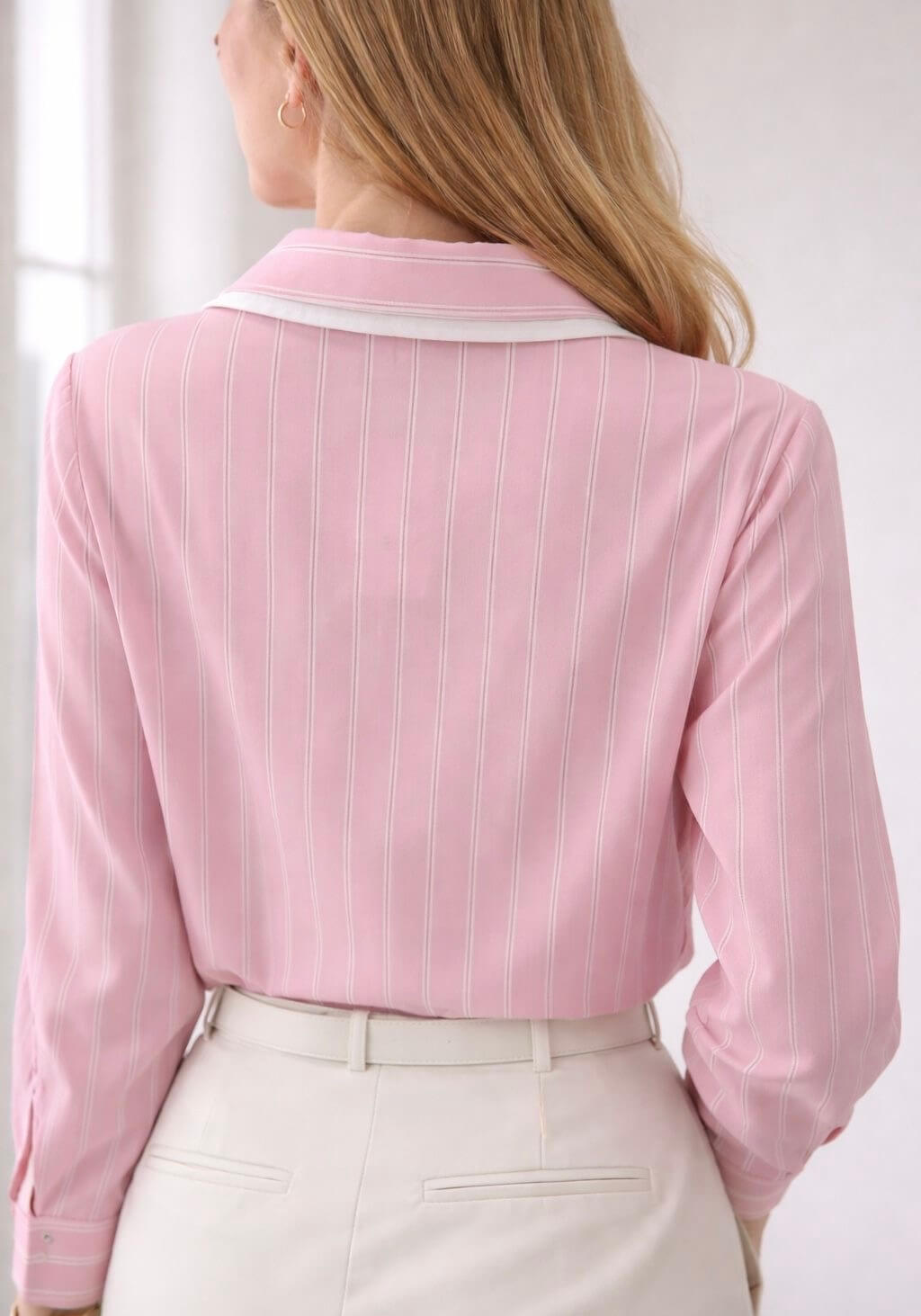 Chemise courte à cravate à double col