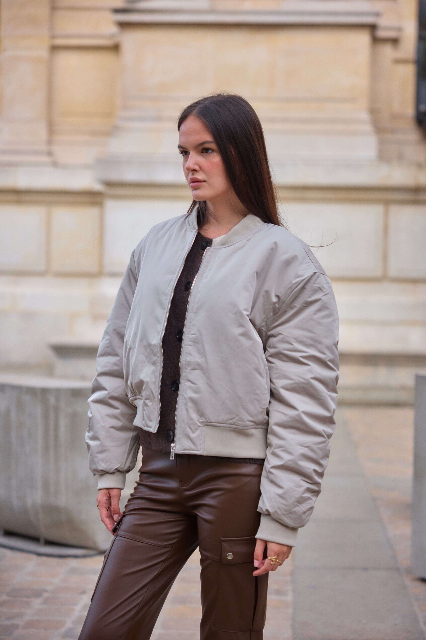 Bomber court intemporelle Beige classique - Joana