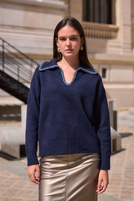 Pull femme bleu marine en laine col brodé détail jean - Olivia