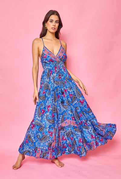 Robe longue smockée