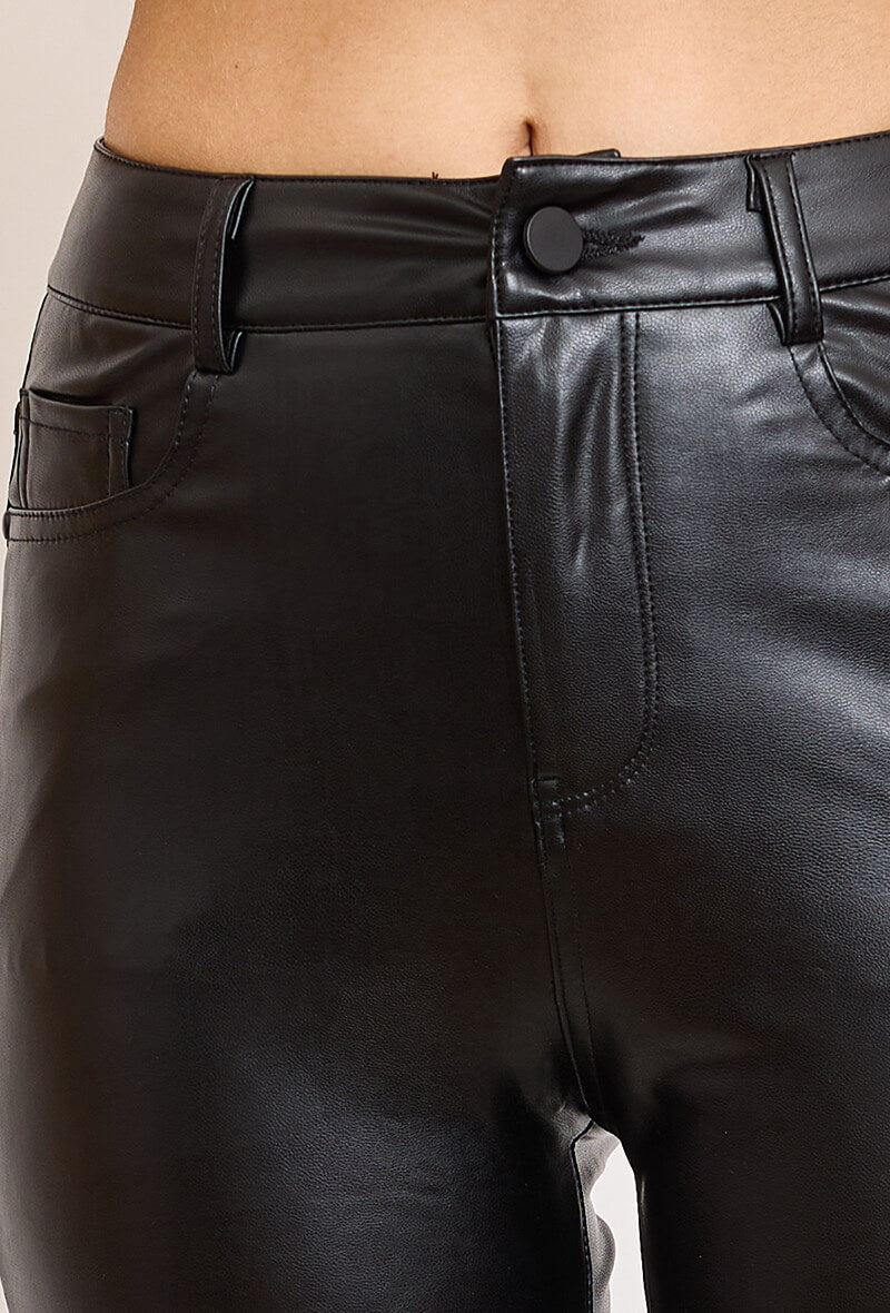 Pantalon similicuir noir avec poches coupe skiny - Perla