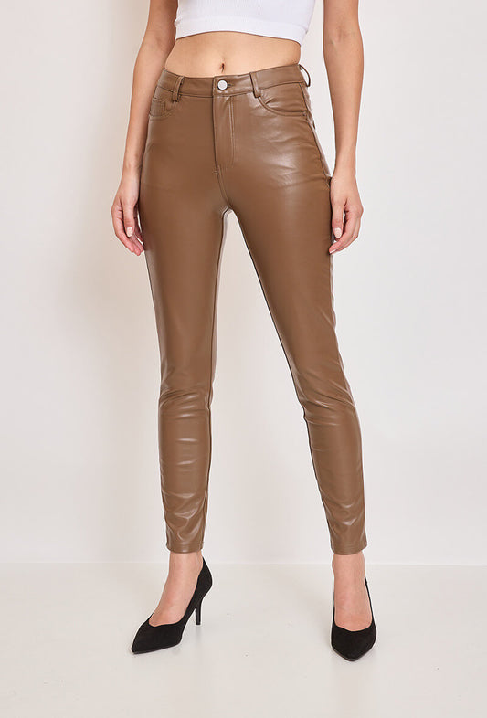 Pantalon similicuir brun avec poches coupe skiny - Naika