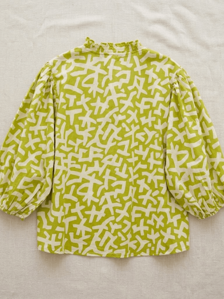 Chemise imprimé abstrait manches trois quarts bouffantes
